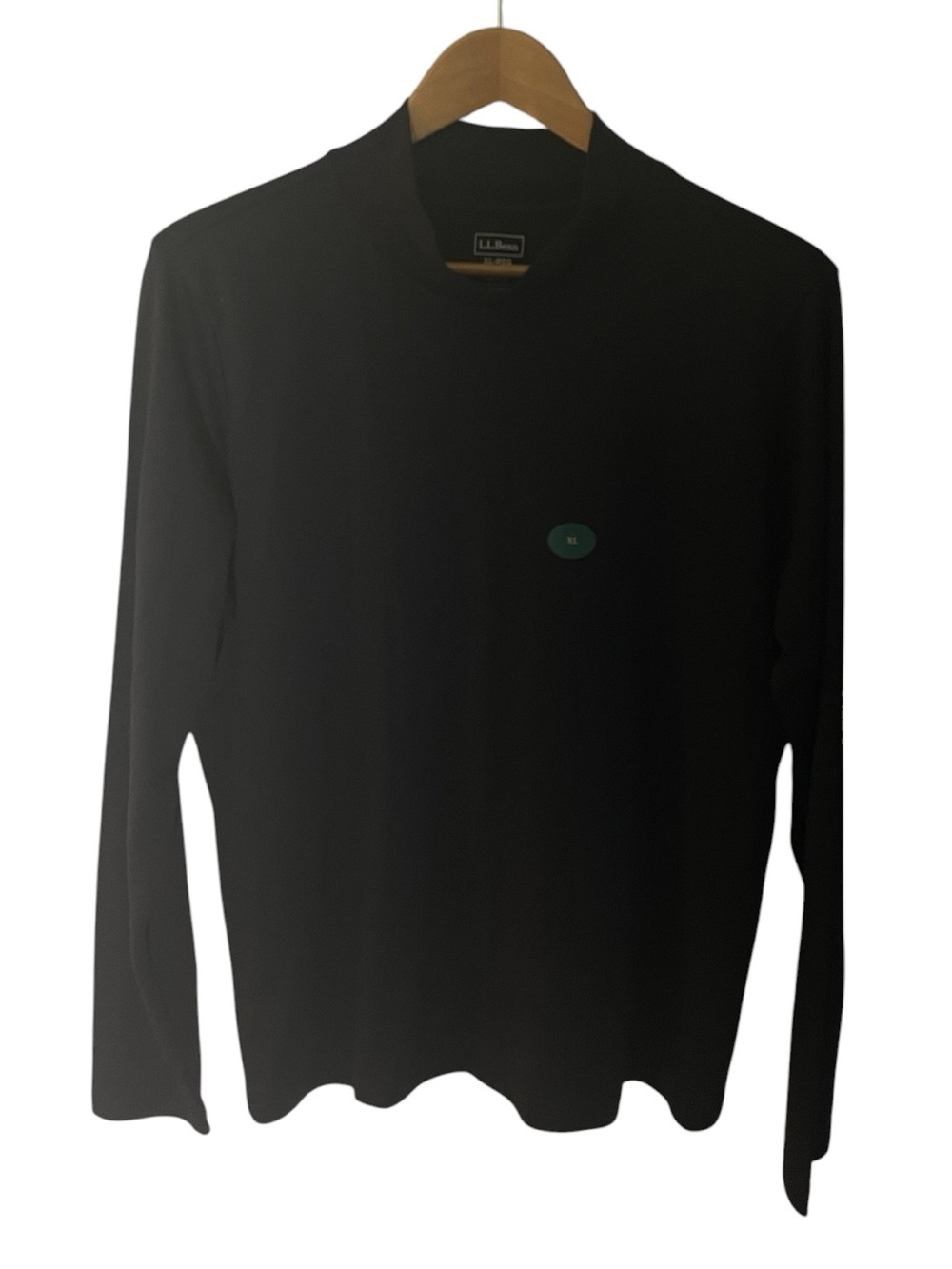TT3- Women’s NEW NWT Black Long-Sleeve Shirt XL